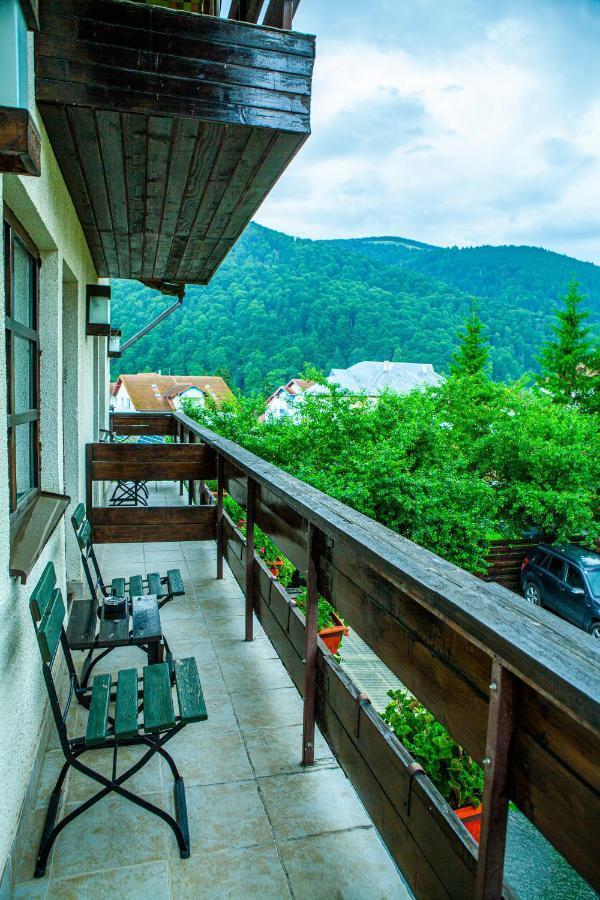 Casa Traian Hotel Sinaia Exterior photo